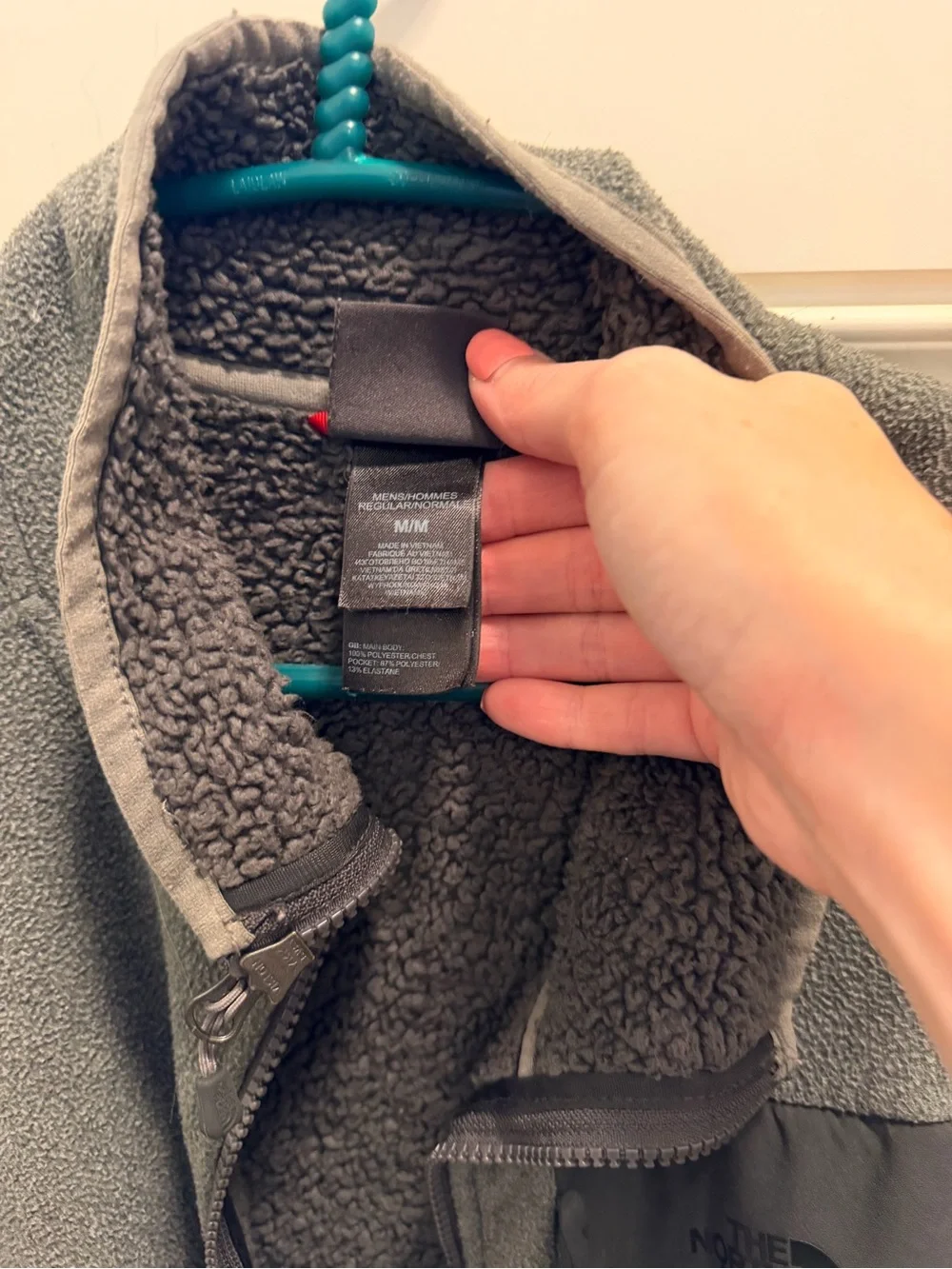 The North Face Men’s Gray Lightweight Fleece Jacket